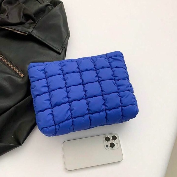 Quilted Royal Blue Multi-Purpose Puffer Cosmetic Bag / Clutch NEW - Picture 7 of 12